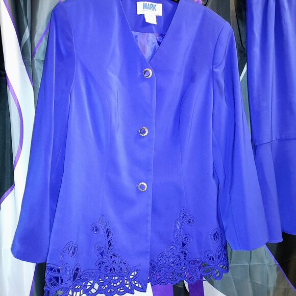 CHURCH/WORKFLOW!! 2-piece royal blue printed skirt suit - Picture 7 of 10